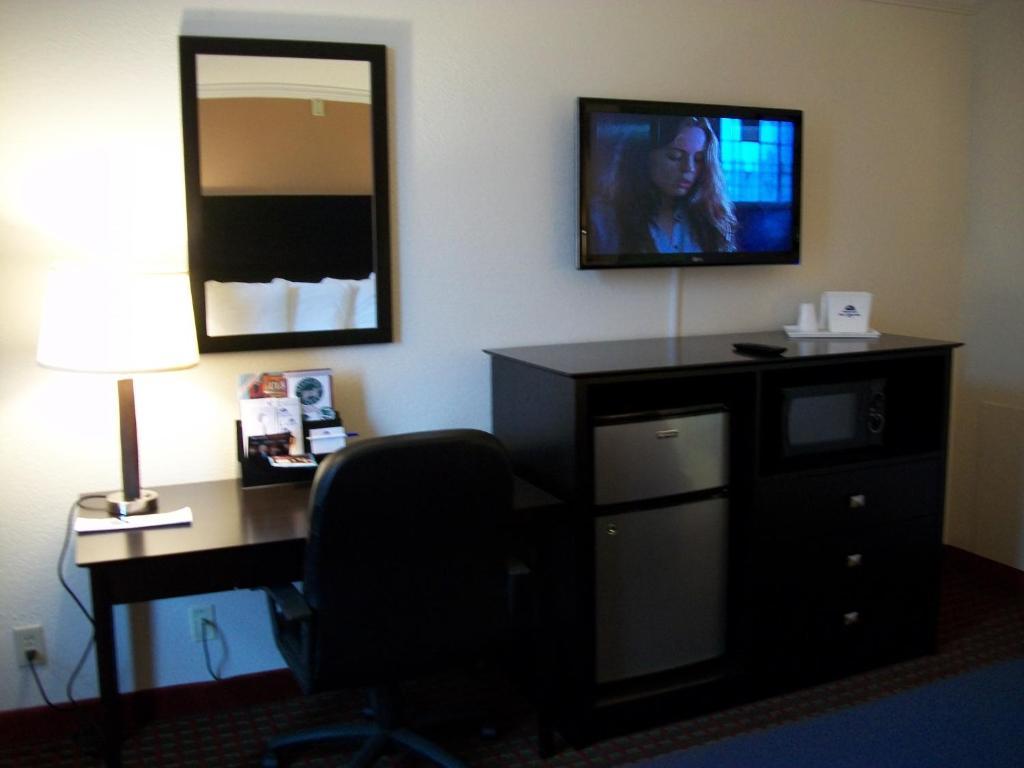Queen Room